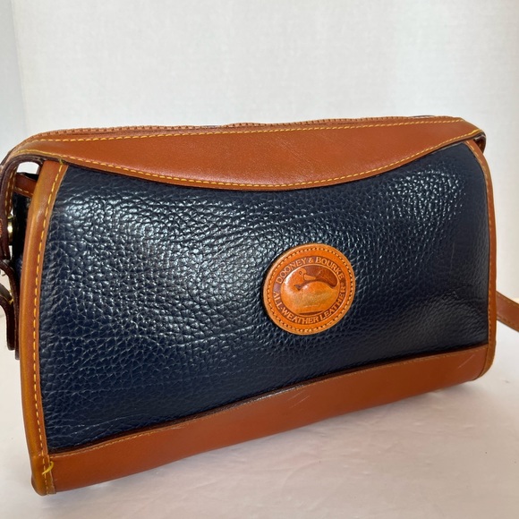 Dooney & Bourke vintage crossbody - Picture 13 of 13